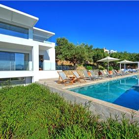 5 bedroom luxury villa with infinity pool, sea views and tennis court near Chania, sleeps 10
